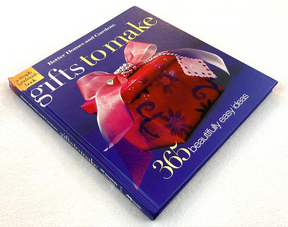 Better Homes & Gardens Gifts to Make Hardcover Craft Book ISBN 014005214317 Vtg.